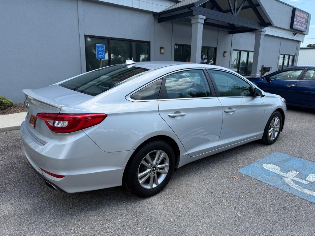 2016 Hyundai Sonata - $13,999