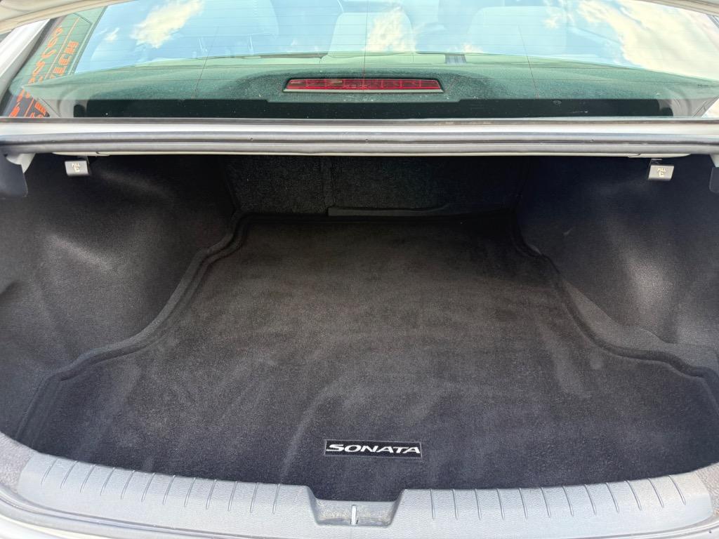 2016 Hyundai Sonata - $13,999