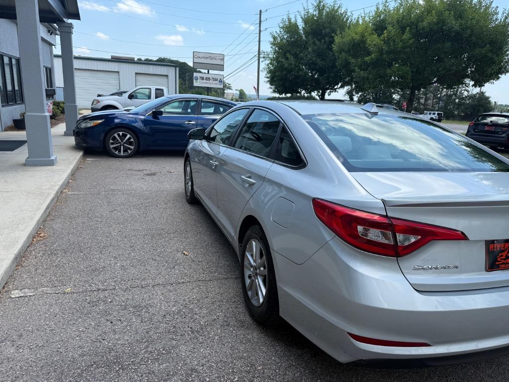 2016 Hyundai Sonata - $13,999