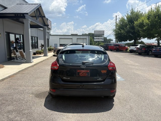 2015 Ford Focus - $8,999