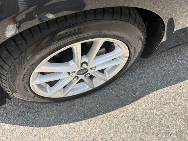 2015 Ford Focus - $8,999