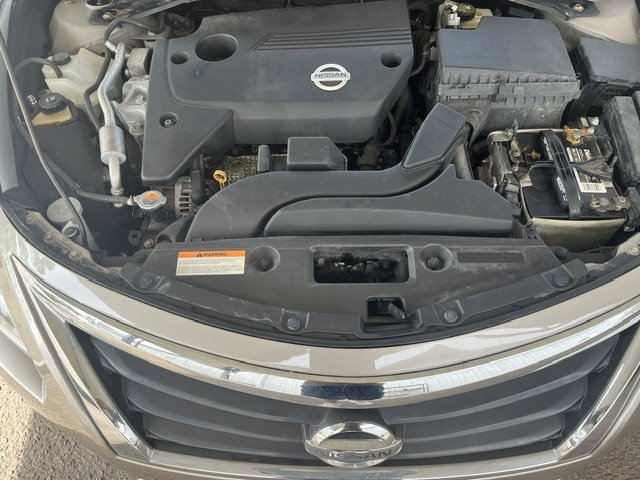 2013 Nissan Altima - $10,999
