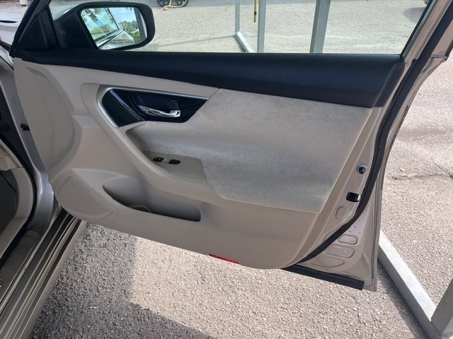 2013 Nissan Altima - $10,999