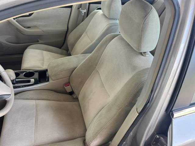 2013 Nissan Altima - $10,999