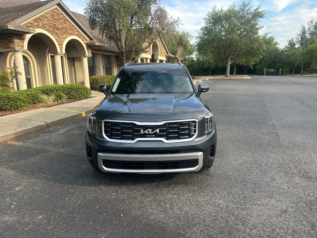 2023 Kia Telluride S photo