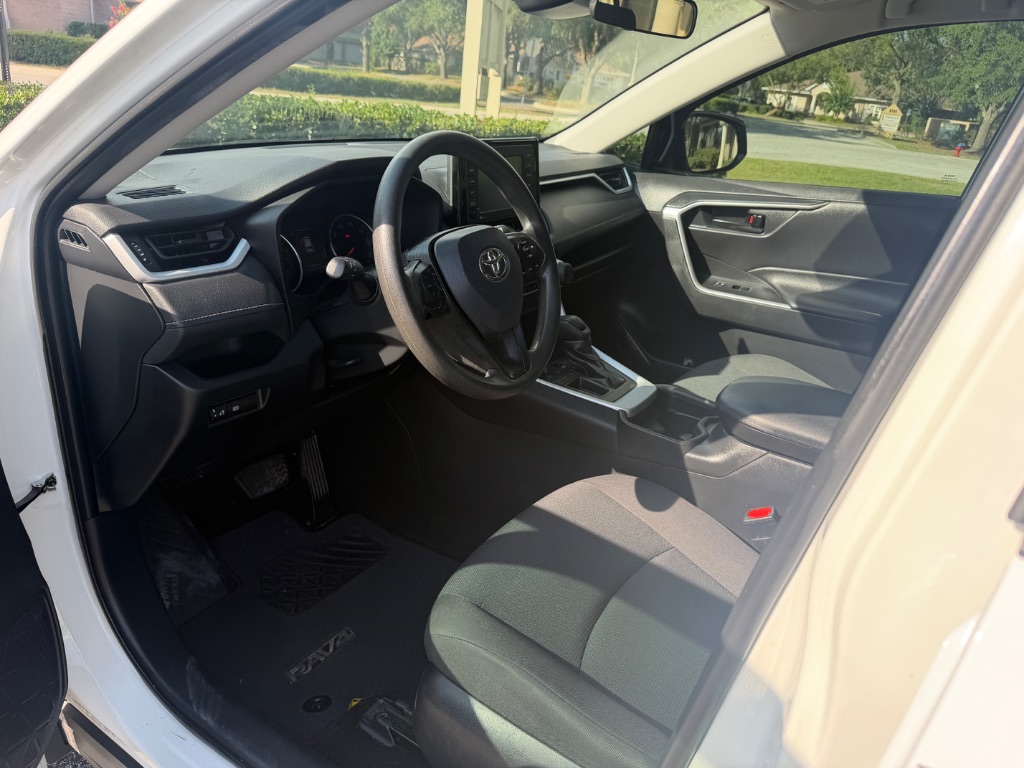 2021 Toyota RAV4 - $24,988