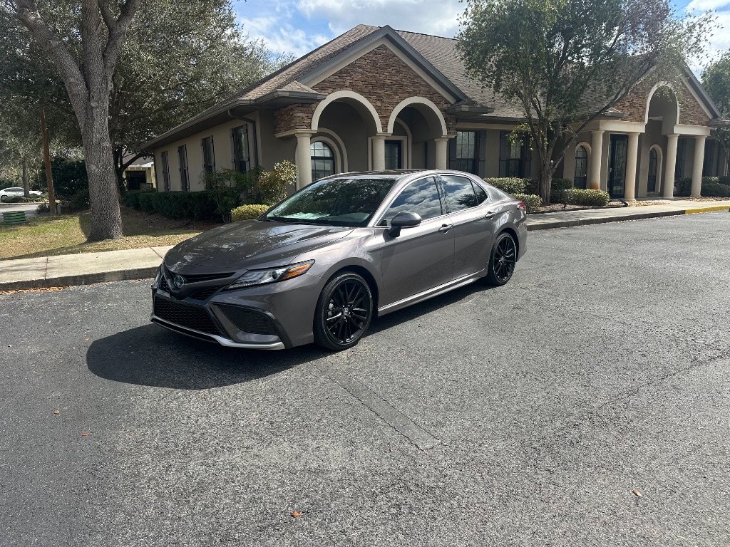 2024 Toyota Camry XSE Hyb photo