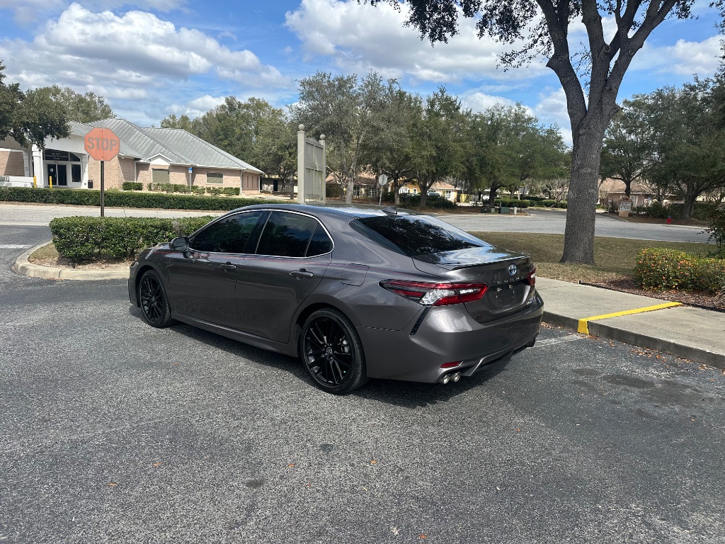 2024 Toyota Camry XSE Hyb photo