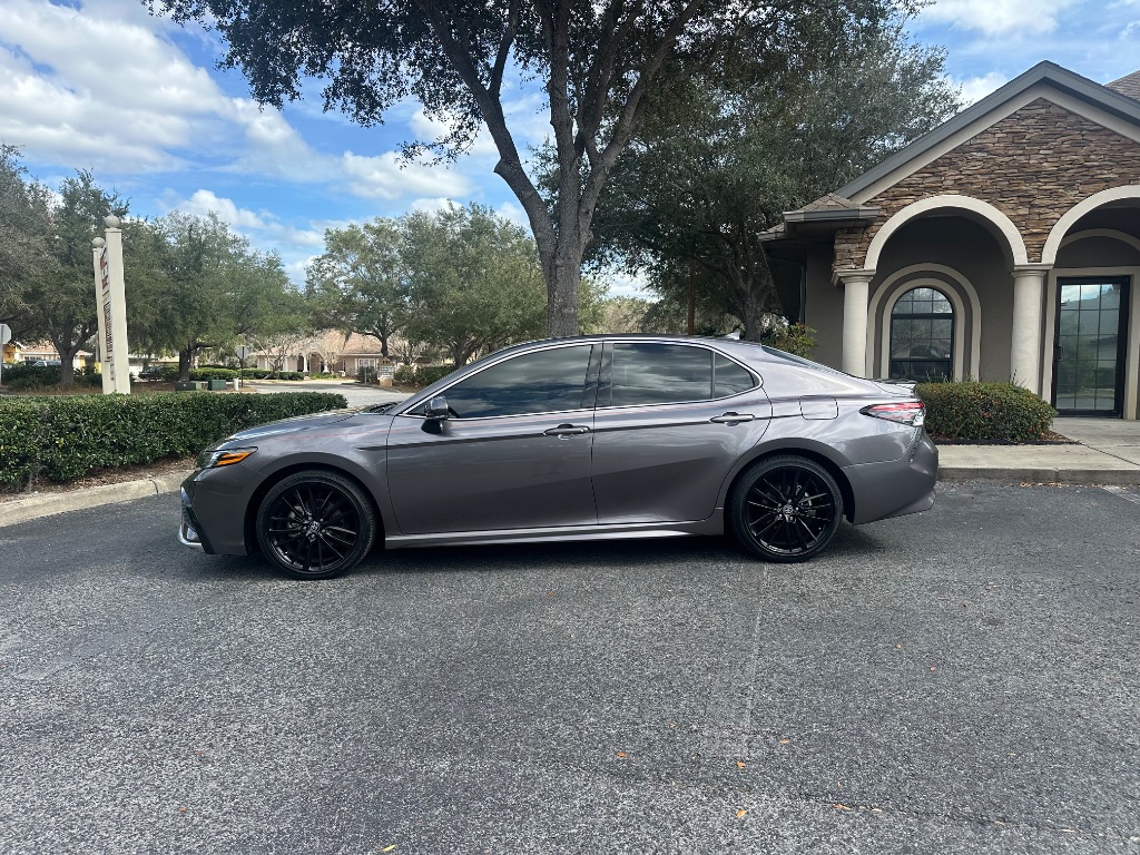 2024 Toyota Camry XSE Hyb photo