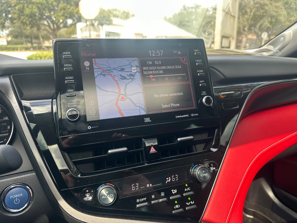 2024 Toyota Camry XSE Hyb photo