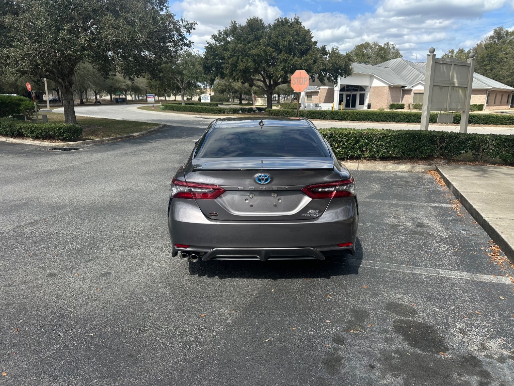 2024 Toyota Camry XSE Hyb photo