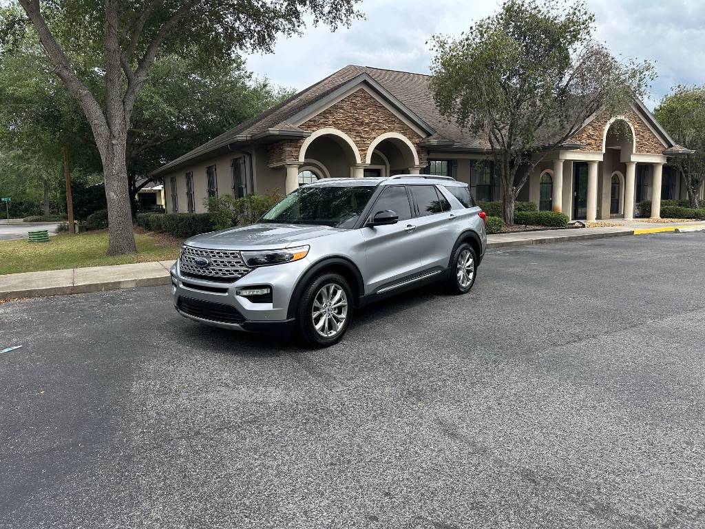 2022 Ford Explorer Limited photo