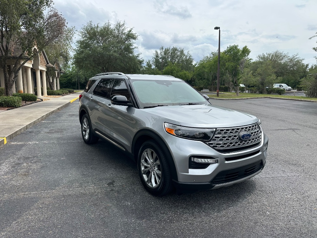 2022 Ford Explorer Limited photo