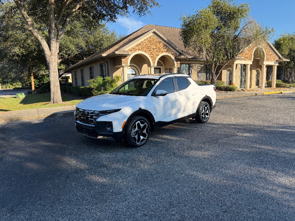 2022 Hyundai Santa Cruz - $28,988