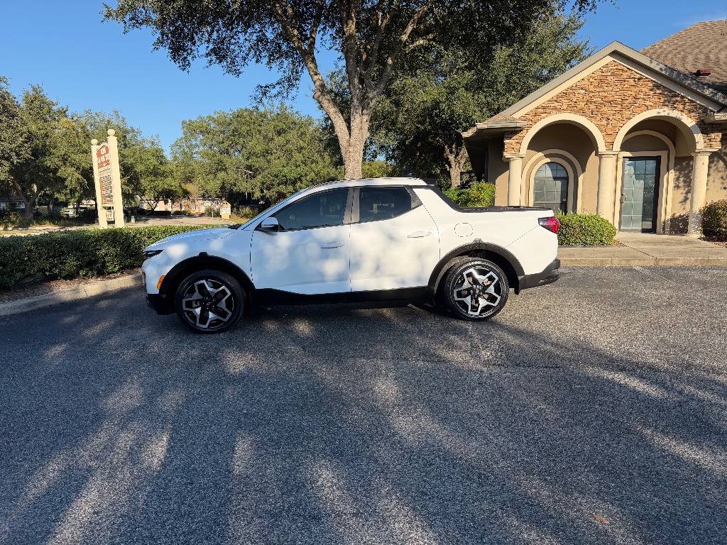 2022 Hyundai Santa Cruz - $28,988