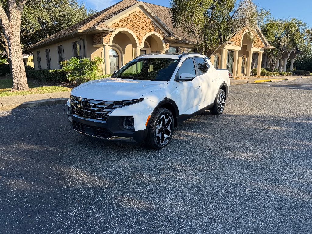 2022 Hyundai Santa Cruz - $28,988