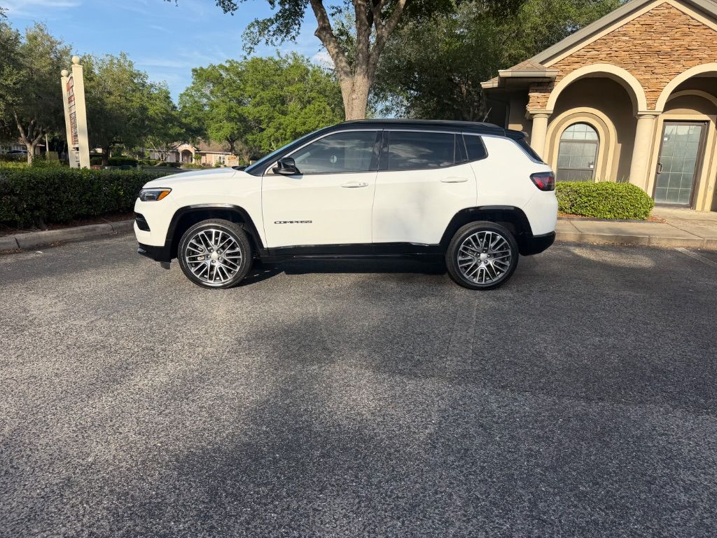 2022 Jeep Compass - $24,988