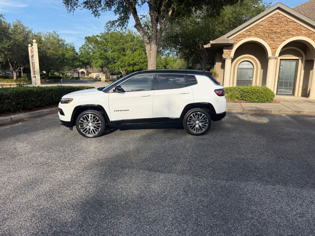 2022 Jeep Compass - $24,988