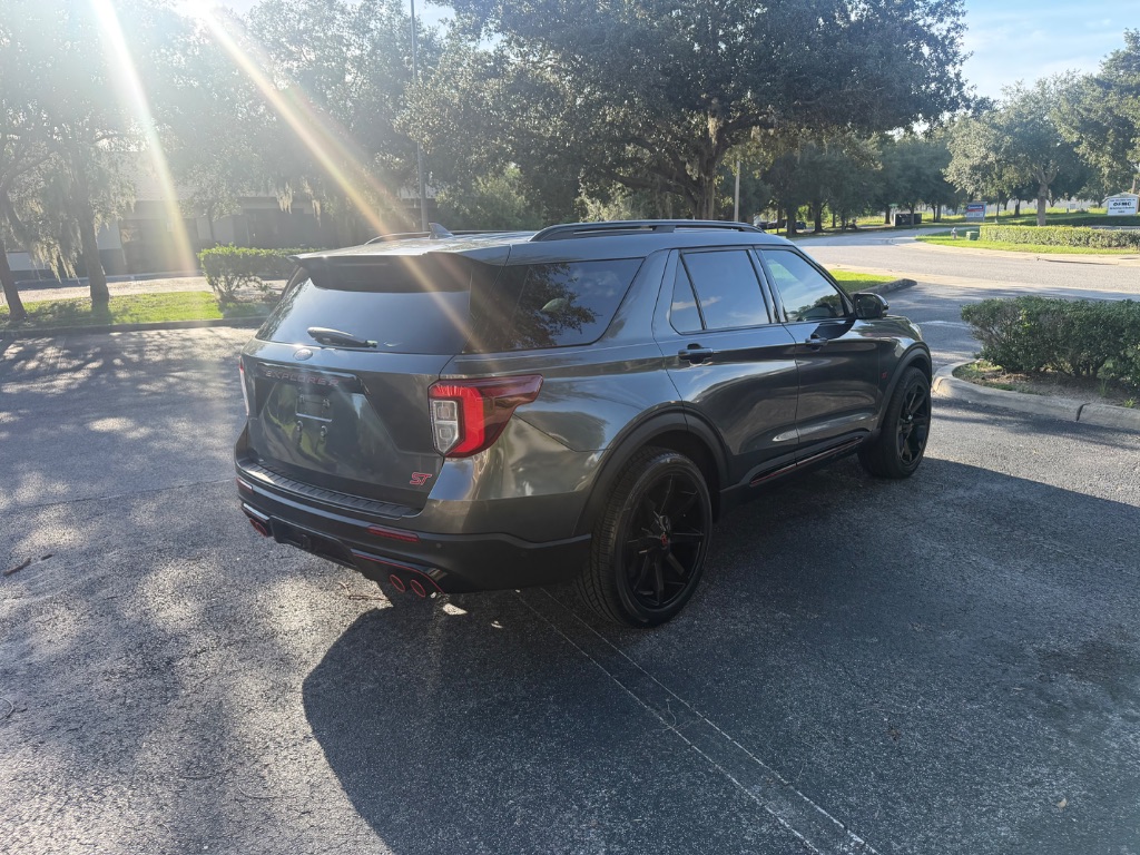 2020 Ford Explorer - $31,988