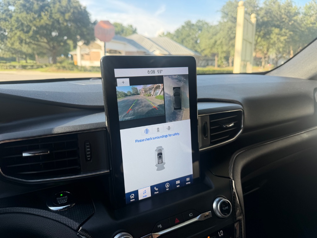 2020 Ford Explorer - $31,988