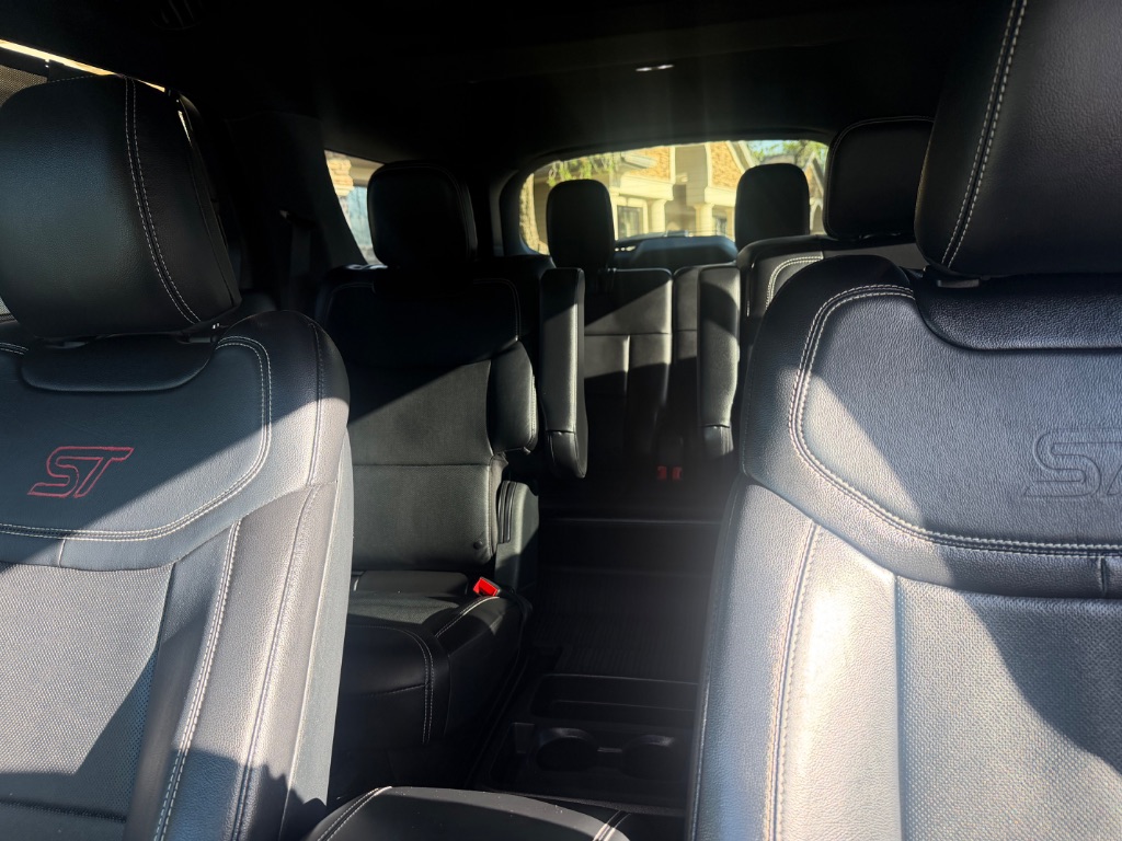 2020 Ford Explorer - $31,988