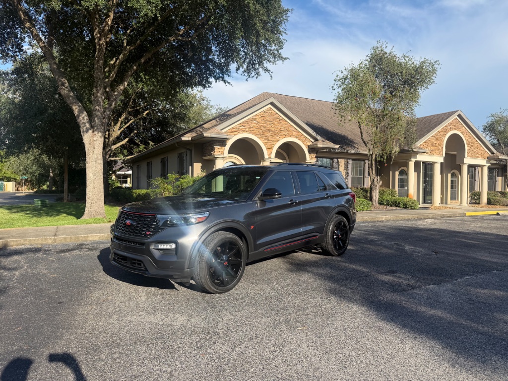 2020 Ford Explorer - $31,988