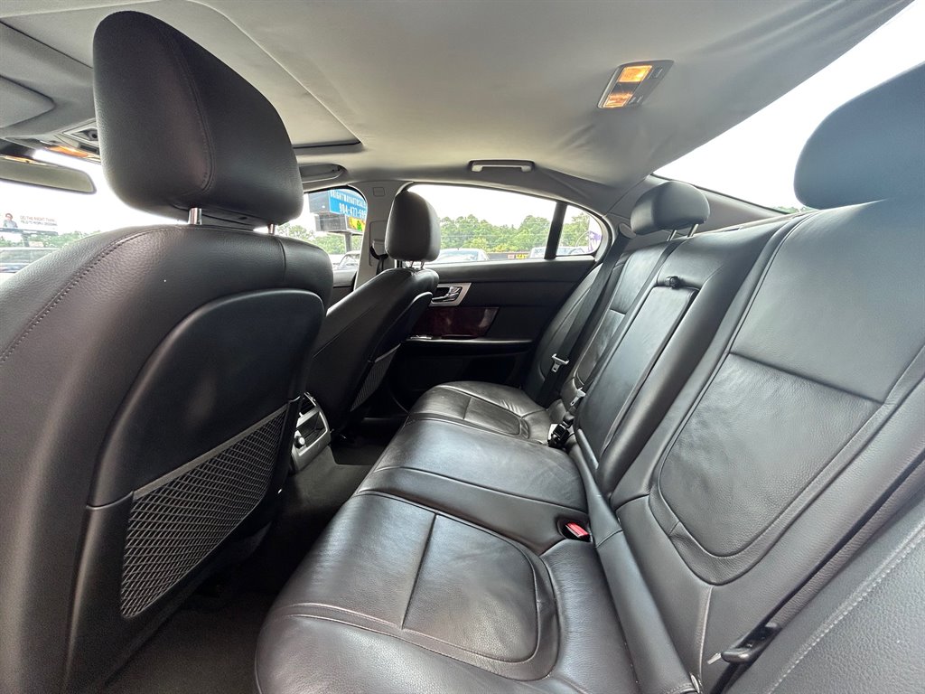 2014 JAGUAR XF Sedan - $12,900