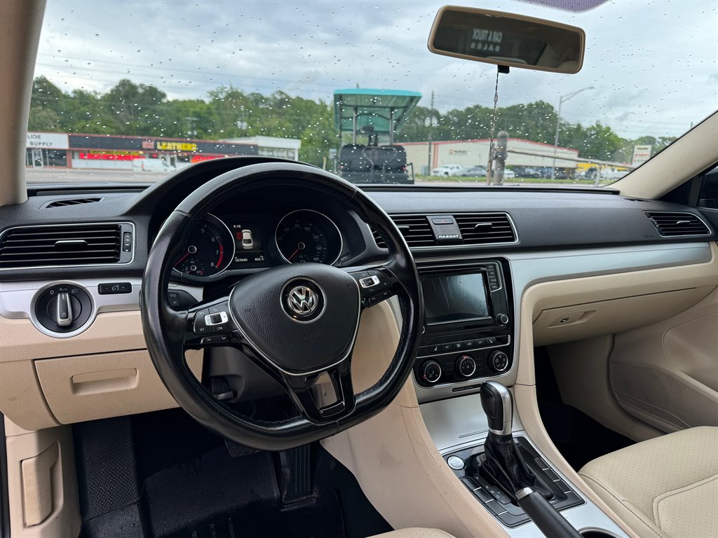 2019 Volkswagen Passat Wolfsburg photo