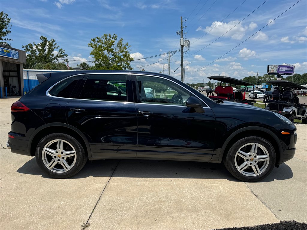 2016 Porsche Cayenne  photo