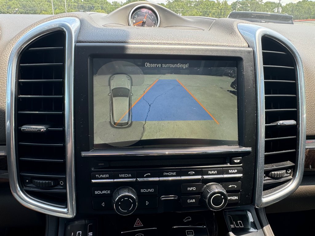 2016 Porsche Cayenne  photo
