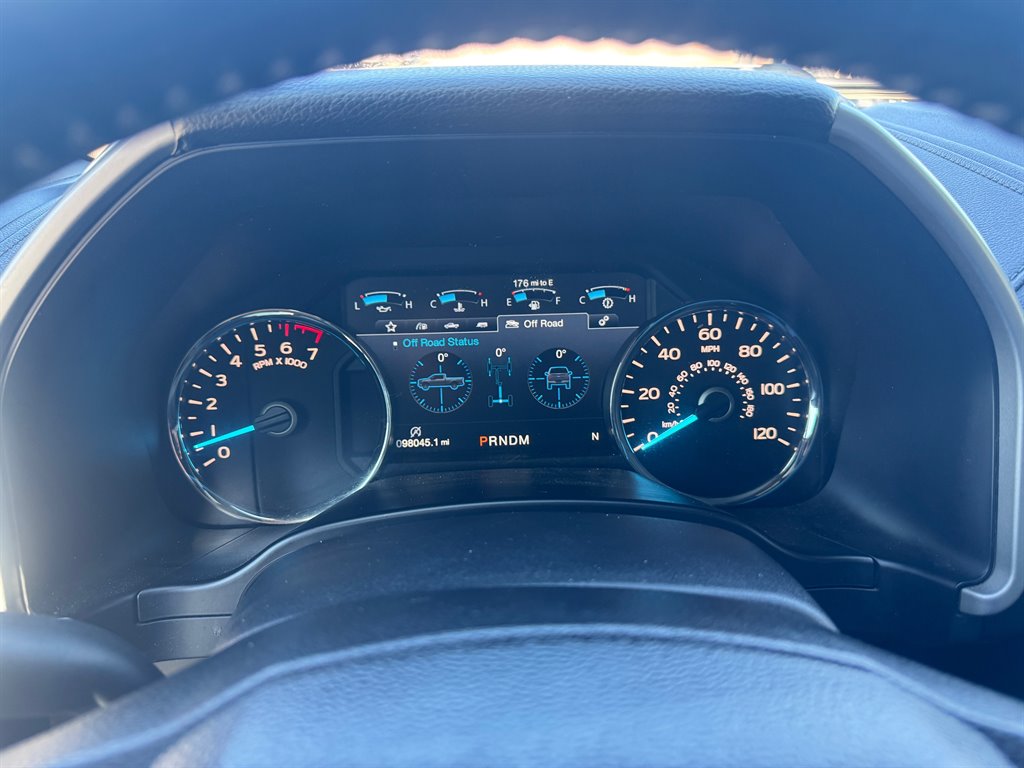 2018 Ford F150 Lariat photo