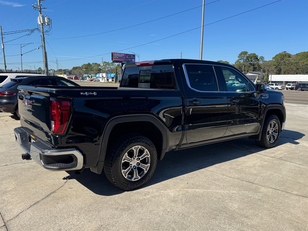 2019 GMC Sierra 1500 SLE photo