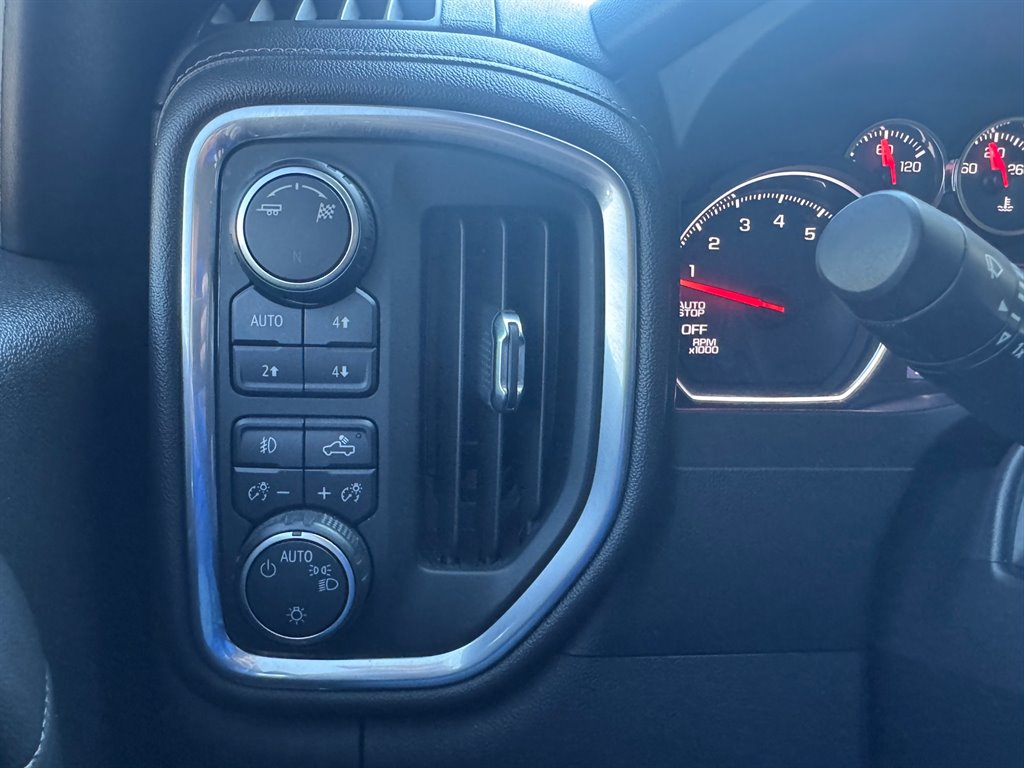 2019 Chevrolet Silverado 1500 LT TB photo