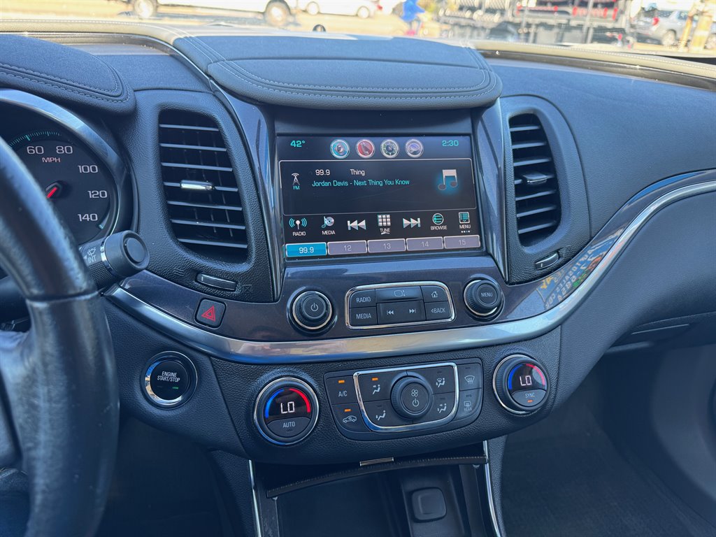 2018 Chevrolet Impala LT photo