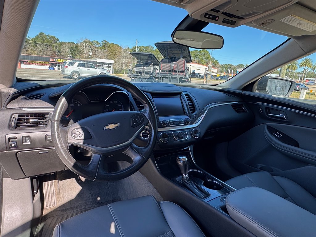 2018 Chevrolet Impala LT photo