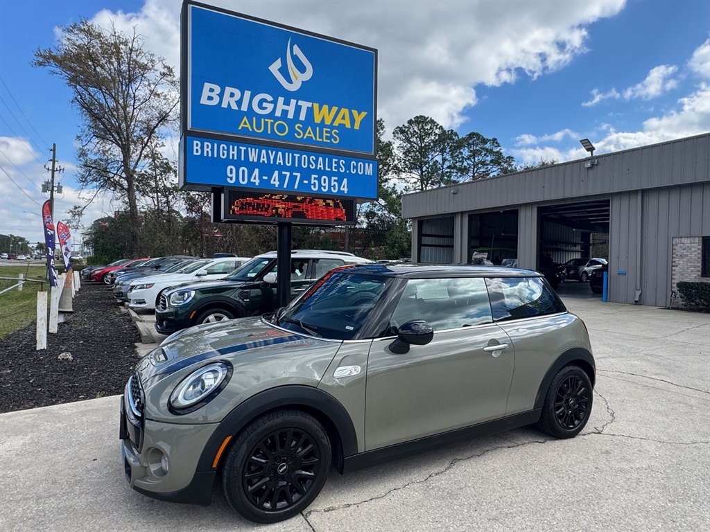 2019 MINI Cooper S photo