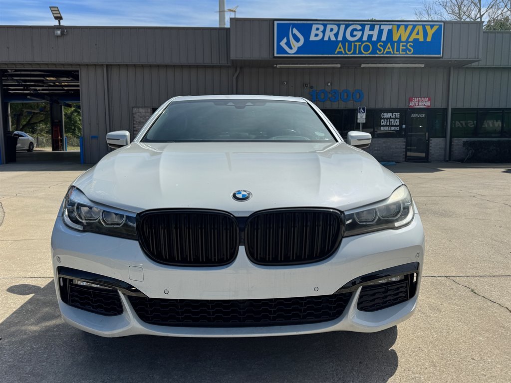 2018 BMW 7-Series 740i photo