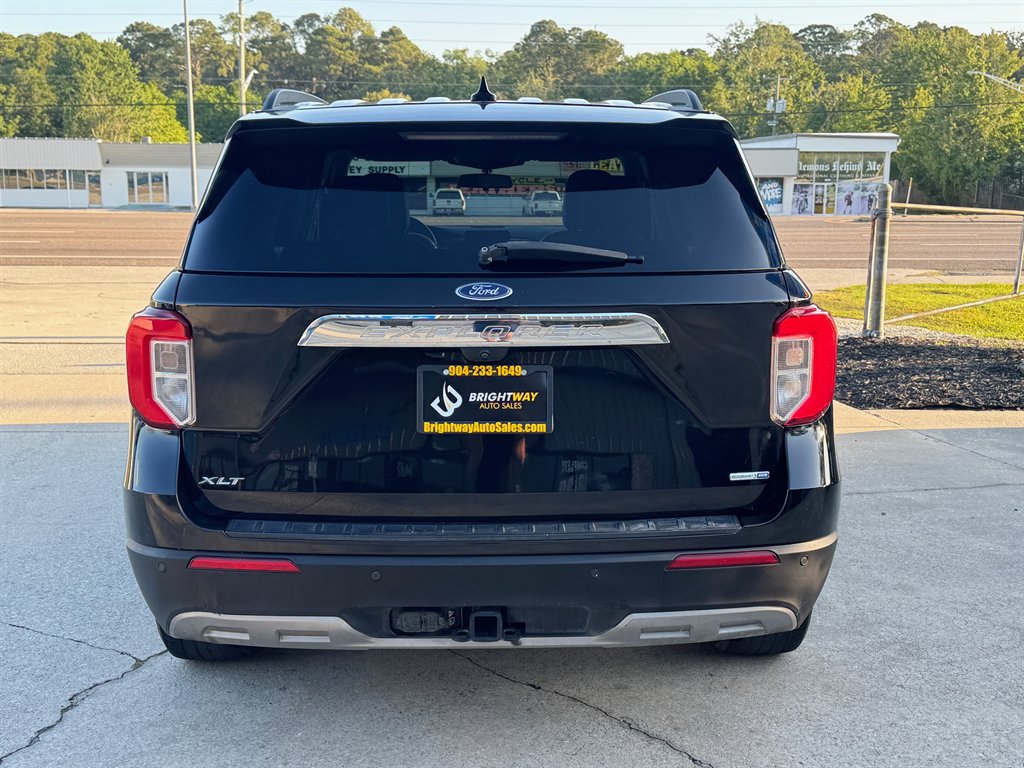 2020 Ford Explorer XLT photo
