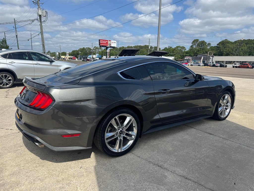 2018 Ford Mustang ECO Premium photo