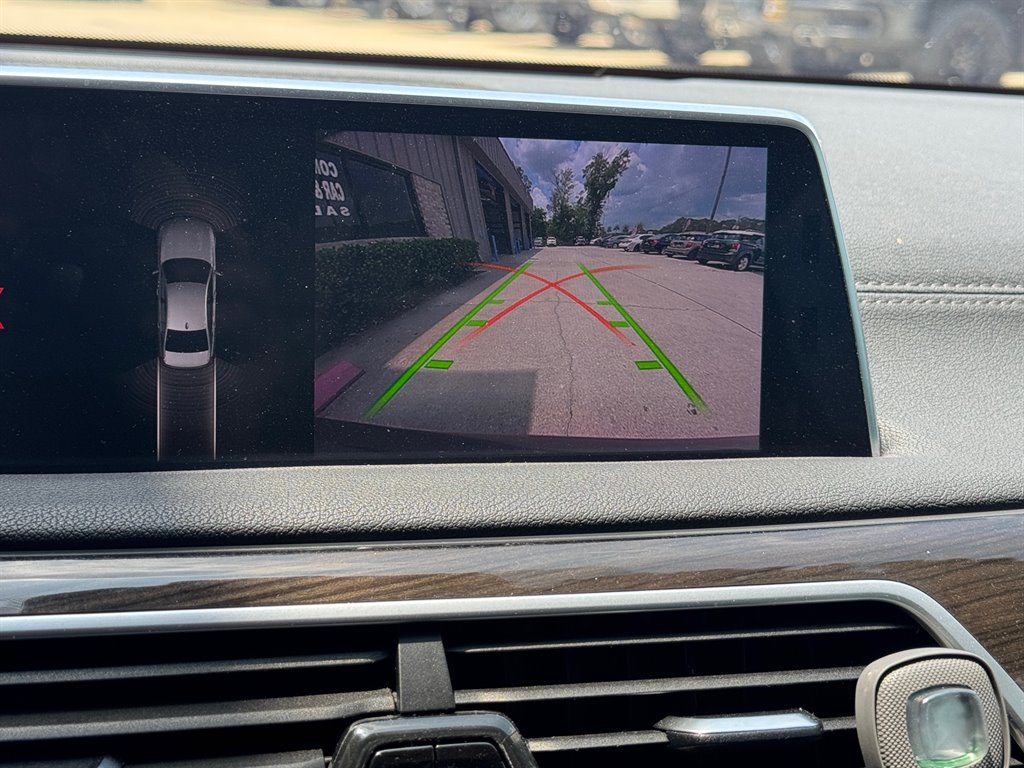 2019 BMW 7-Series 740i photo