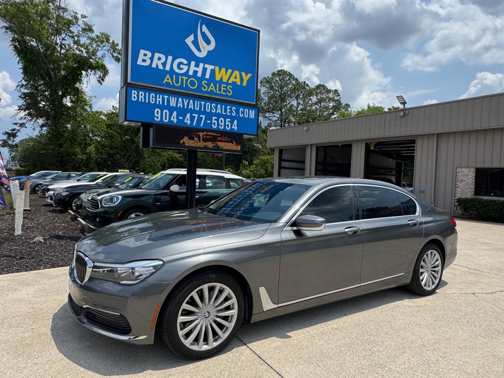 2019 BMW 7-Series 740i photo