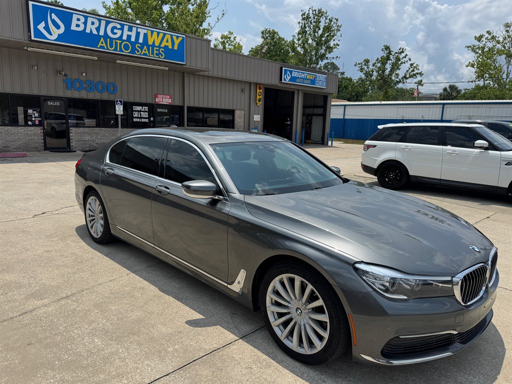 2019 BMW 7-Series 740i photo