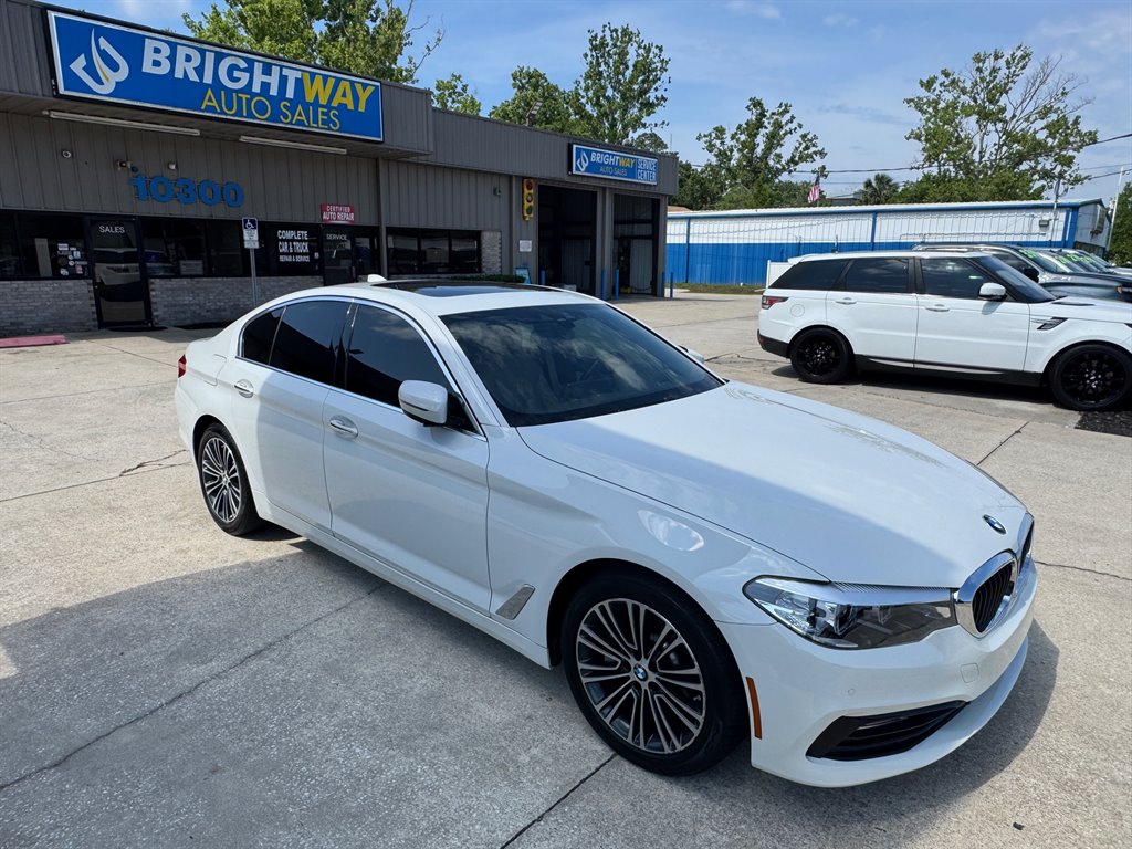 2018 BMW 5-Series 530i photo