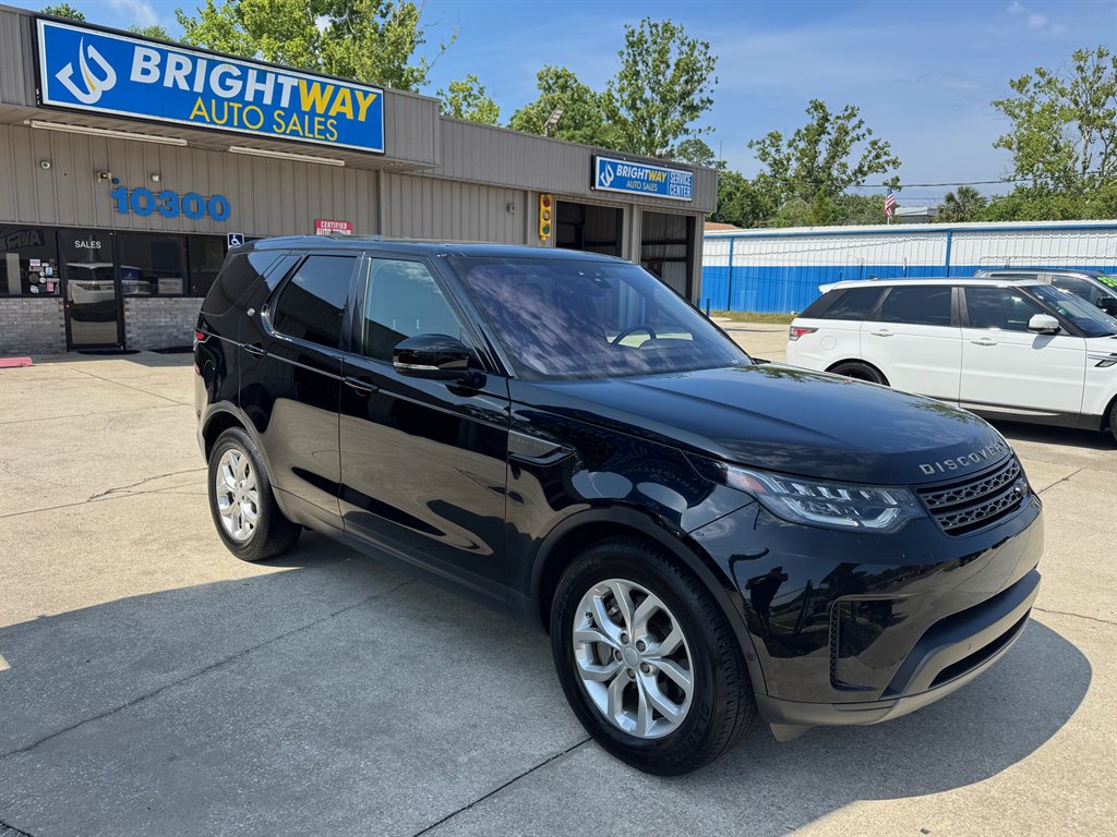2020 Land Rover Discovery SE photo