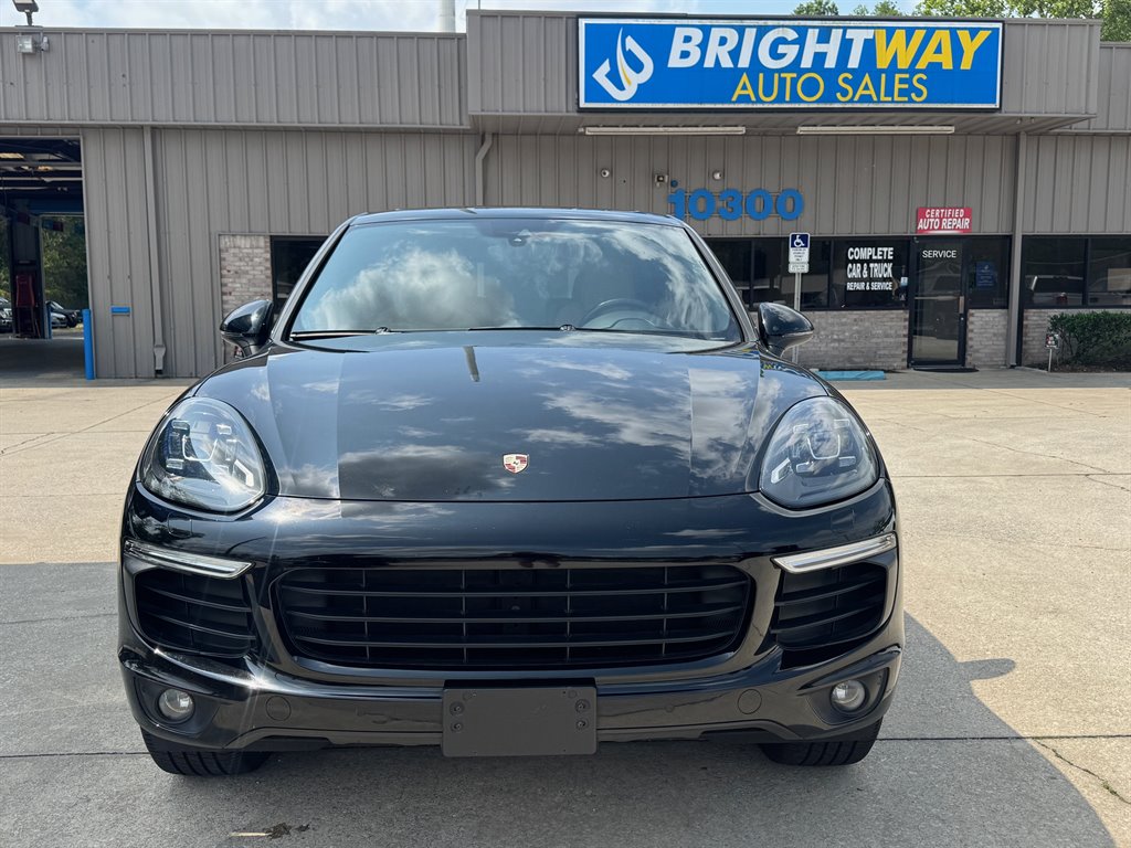 2018 Porsche Cayenne Platinum Edition photo