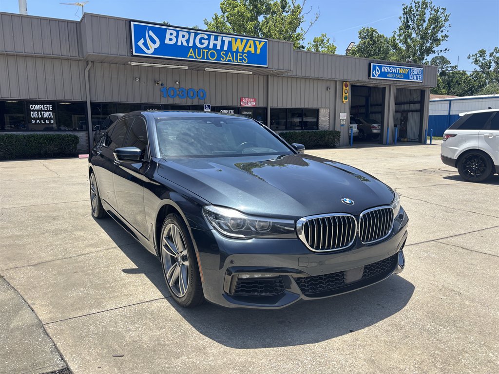 2016 BMW 7-Series 740i photo
