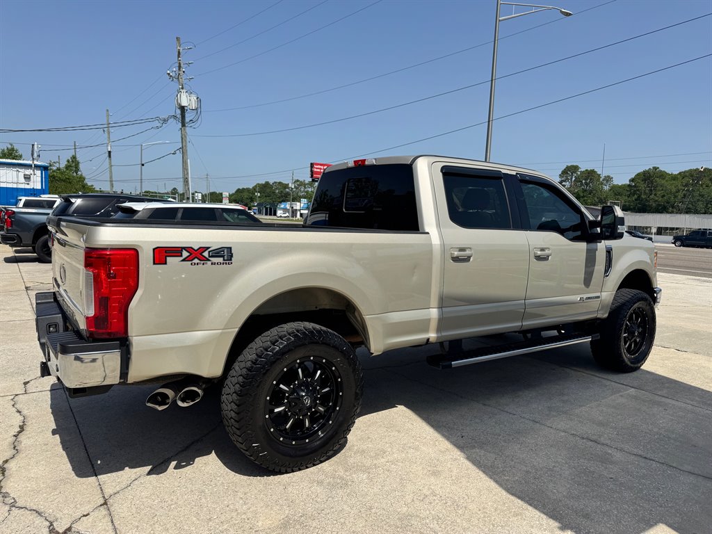 2017 Ford F250sd Lariat photo