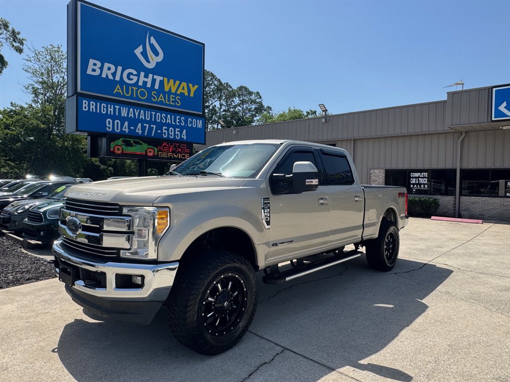 2017 Ford F250sd Lariat photo