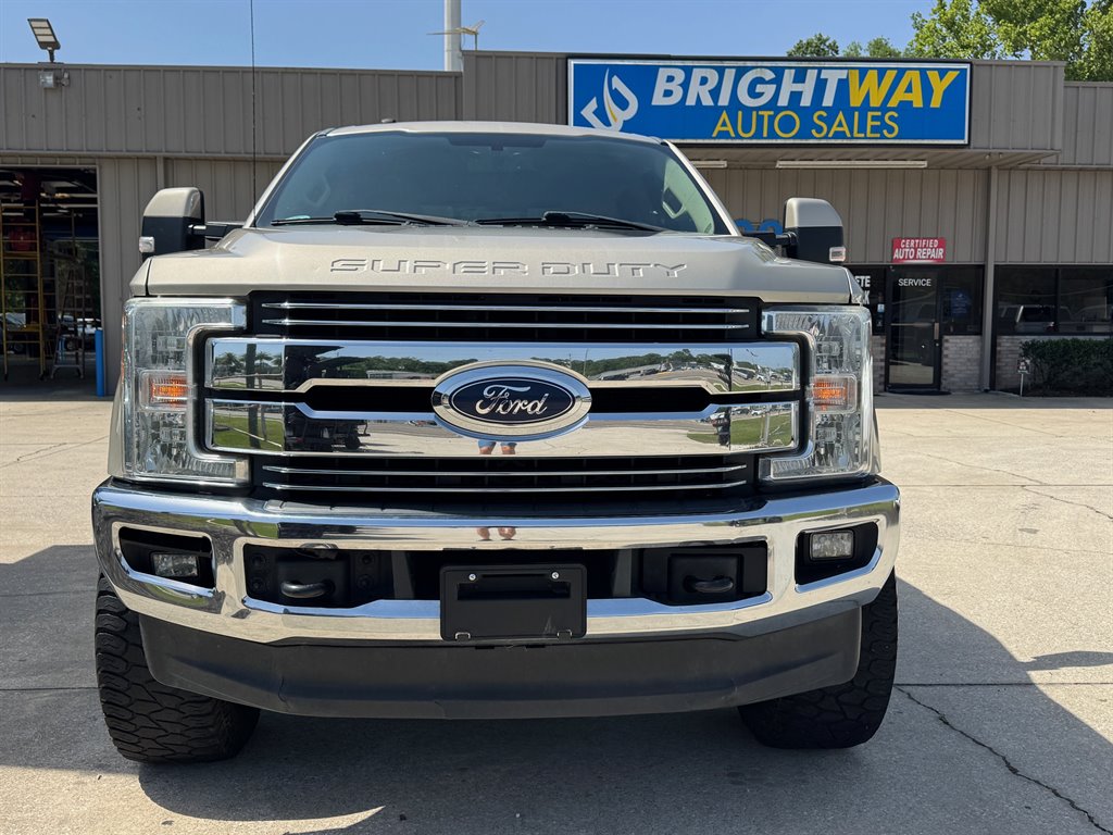 2017 Ford F250sd Lariat photo