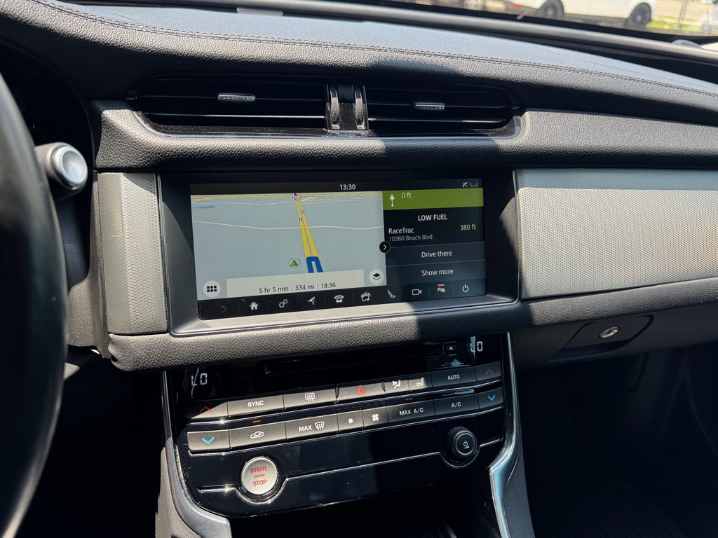 2018 Jaguar XF 25t Prestige photo